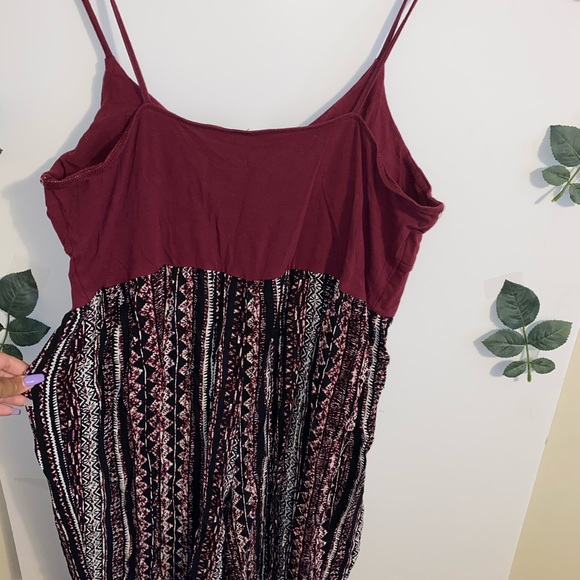 Nice fitting jumpsuit - Picture 4 of 4